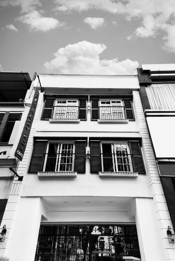 Hotel President Dehradun Exteriör bild